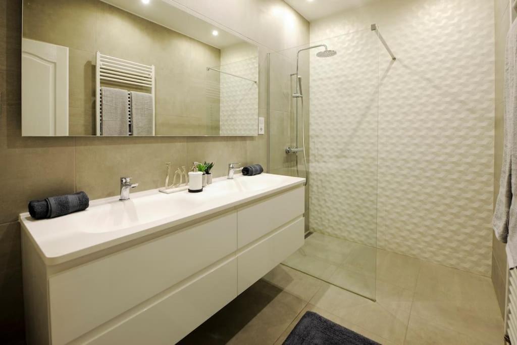 Danubio **** 3 Bedrooms - Next To The River Apartamento *